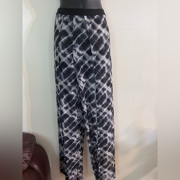 BUNDLE SALE: 15 % off 2 or more dresses/skirt sets - Picture 3 of 6